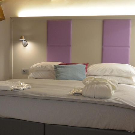 Hotel Cursula Cascia Luaran gambar
