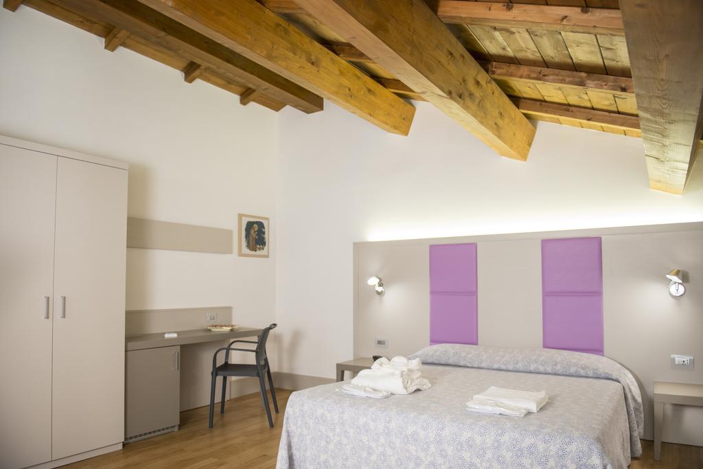 Hotel Cursula Cascia Luaran gambar